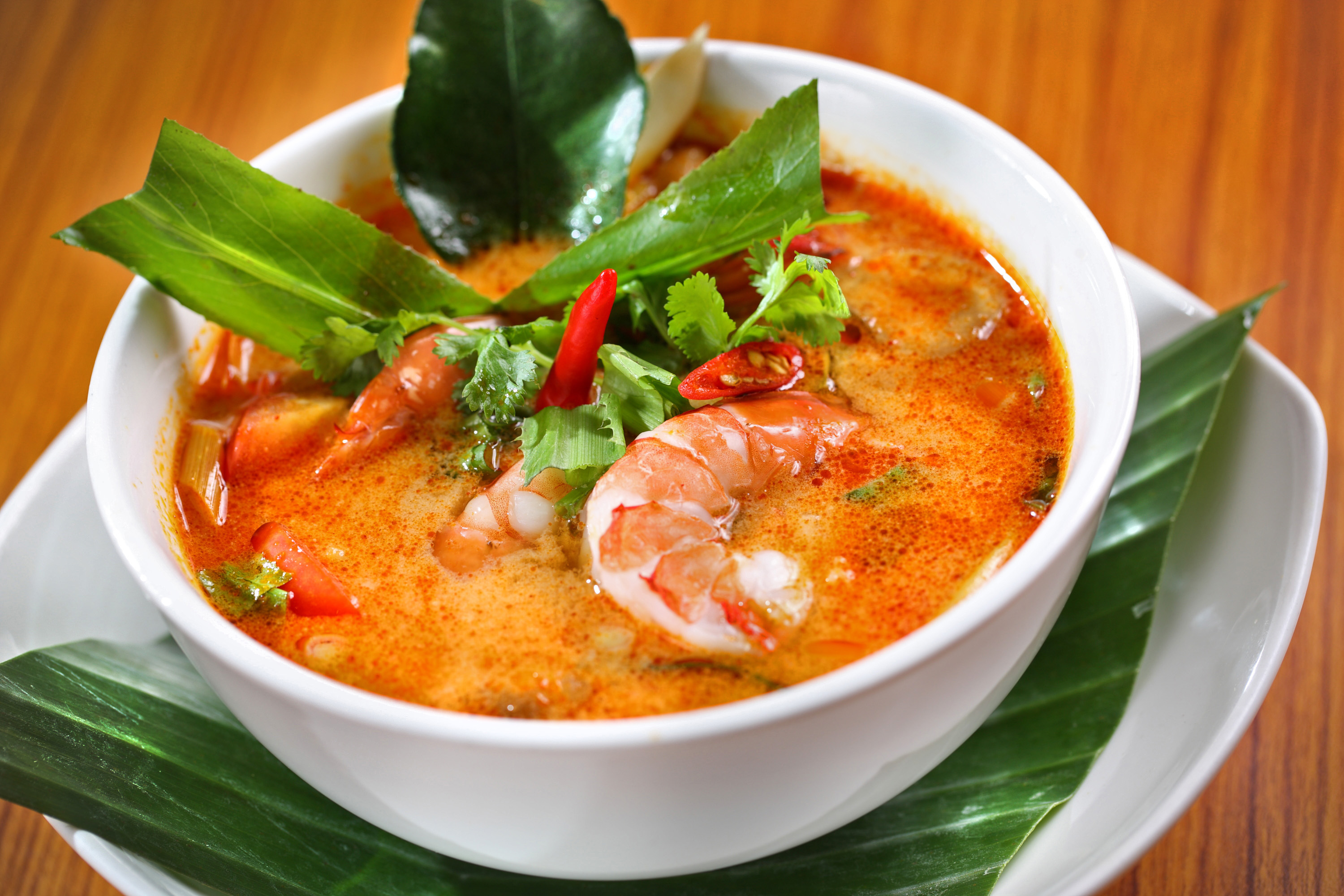 Том янг рецепт в домашних условиях. Тайский суп том ям. Tom Yum суп. Том ям кунг (Tom Yum Goong). Суп Tom Yum (том ям).